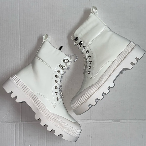 Chase And Chloe Chelsey Lug Sole White Patent Combat Boots - Picture 8 of 12